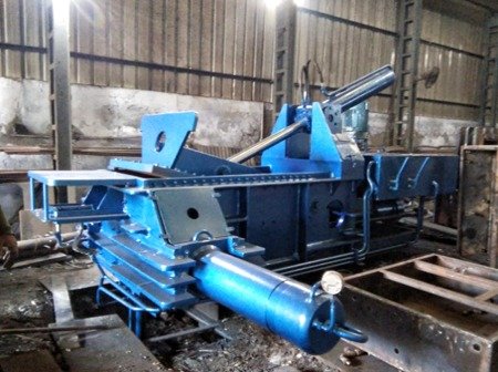 Bhatt Hydraulic in Delhi